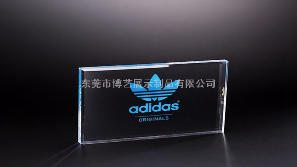 亞克力展示架為什么會比其它材質的展示架要貴？_博藝展示