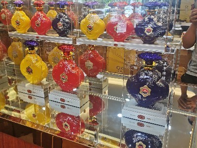 亞克力酒盒、亞克力酒水包裝盒